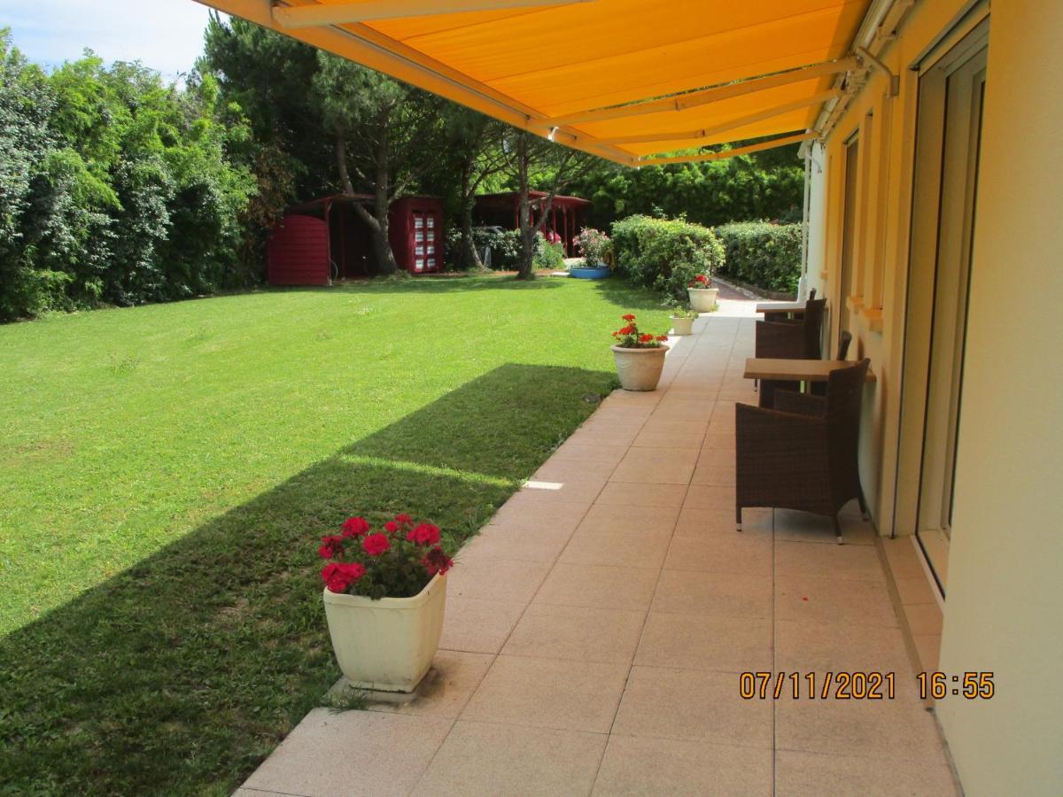 Locatlantique Bed & Breakfast Aytre Bagian luar foto