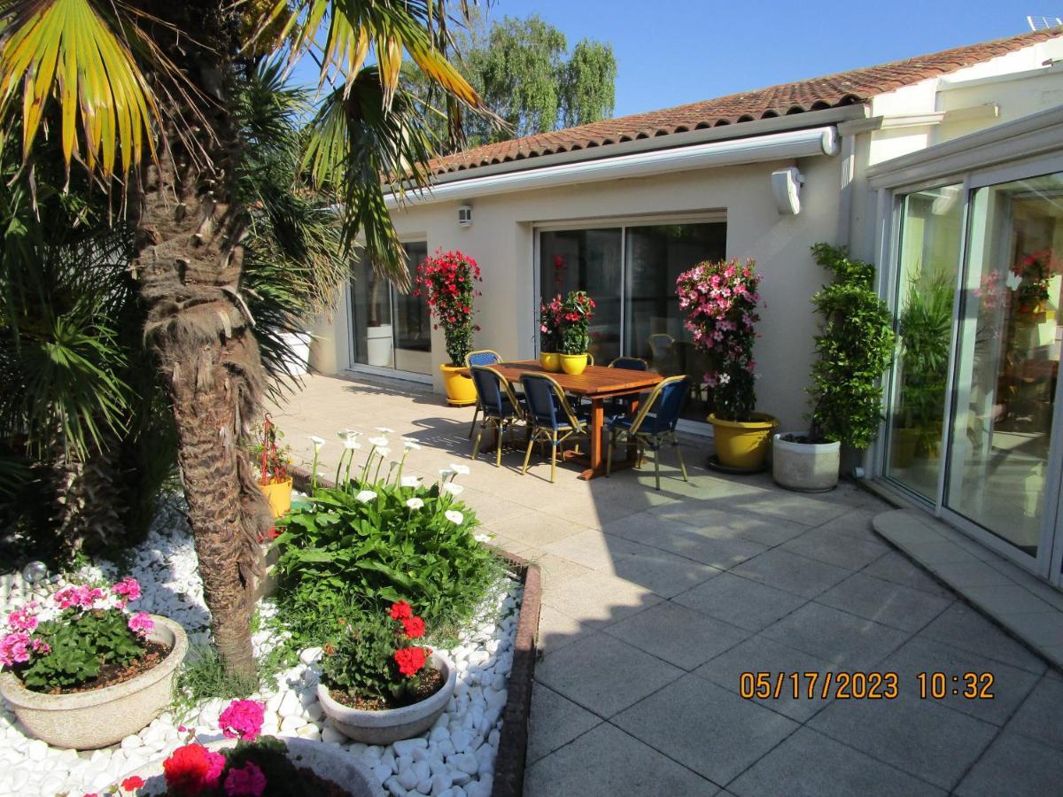 Locatlantique Bed & Breakfast Aytre Bagian luar foto